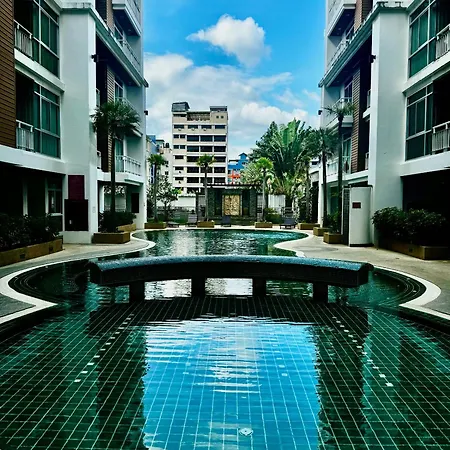 Dreams Apartments By Art Patong Residence